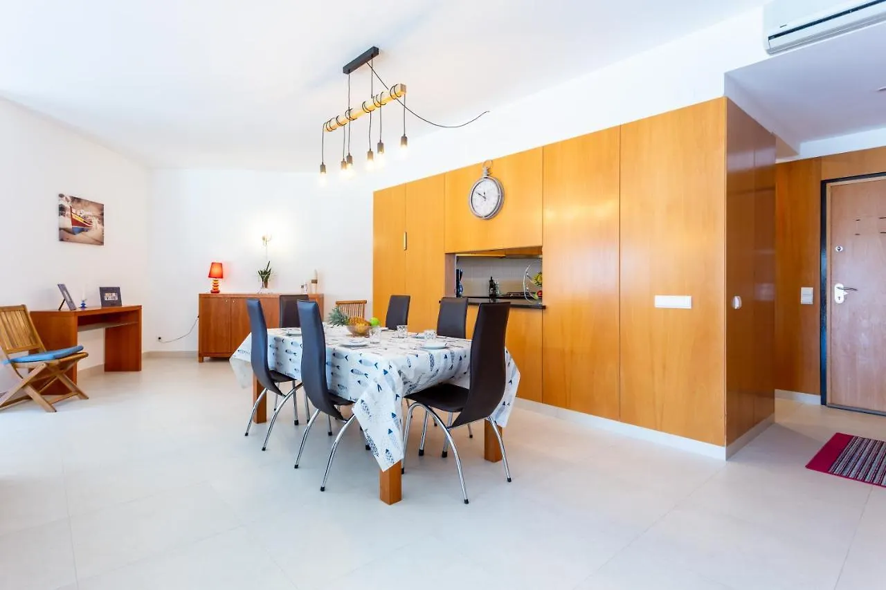 Large Family Apartment - Marina Park Lagos 0*,