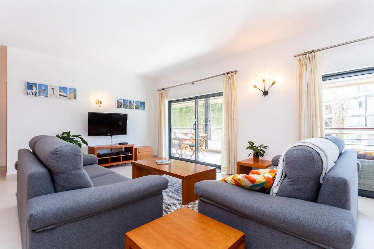 Large Family Apartment - Marina Park Lagos